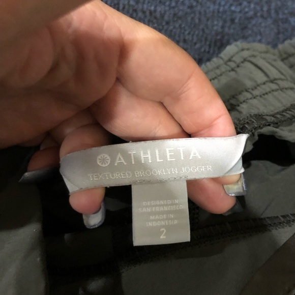 Athleta Olive Green Textured Brooklyn Joggers Size 2 - Picture 9 of 12
